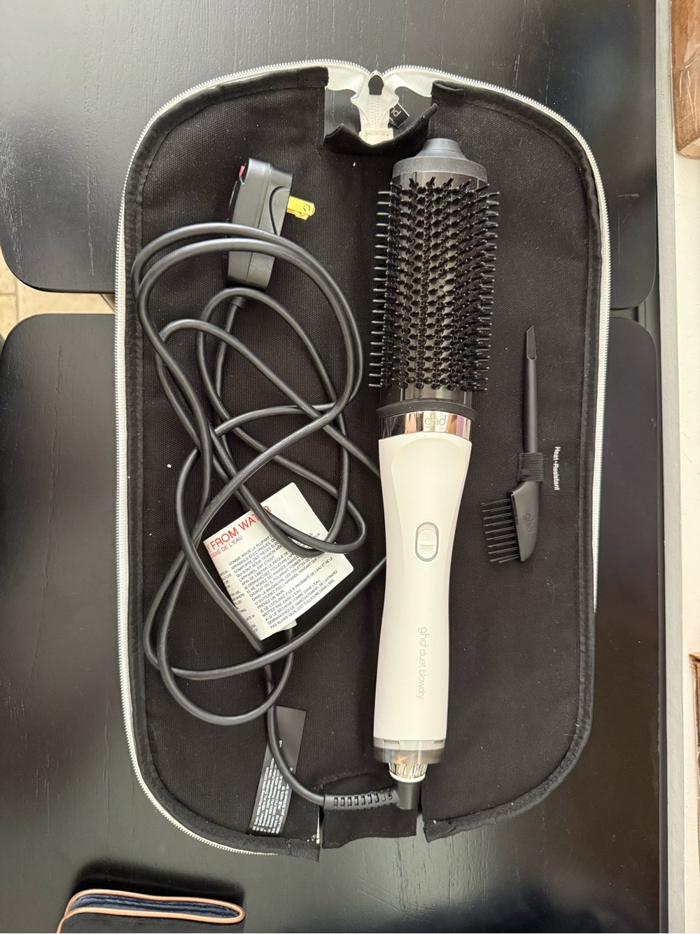 ghd duet blow dry White & Black Hot Air Brush with Travel Case & Cleaning Tools